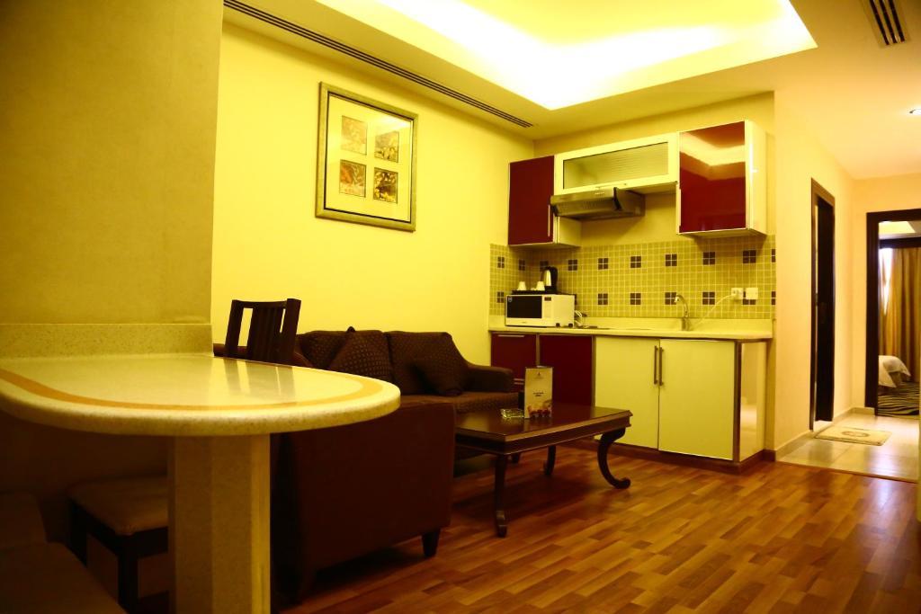 Sanam Hotel Suites - Riyadh Ruang foto